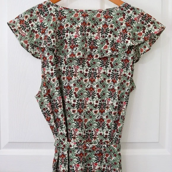 Floral wrap Tie-Waist Maxi Dress in Green & Red feminine whimsical - Picture 2 of 8